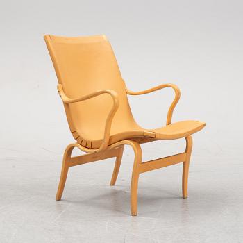 An 'Eva' lazy chair designed by Bruno Mathsson in 1941.