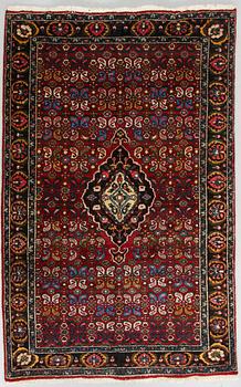 Matto, itämainen, n. 212x135 cm.