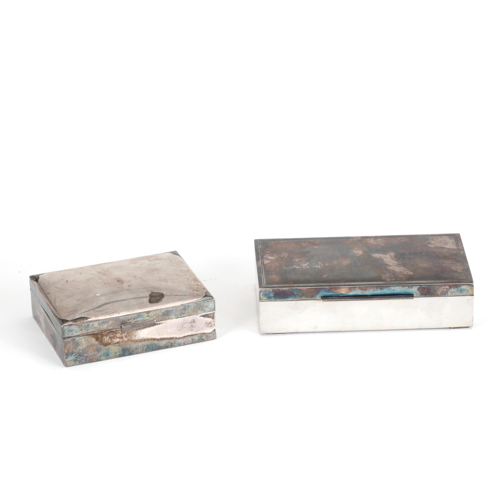 CIGARETTSKRIN, 2 stycken, silver, bland annat CG Hallberg Stockholm 1957.