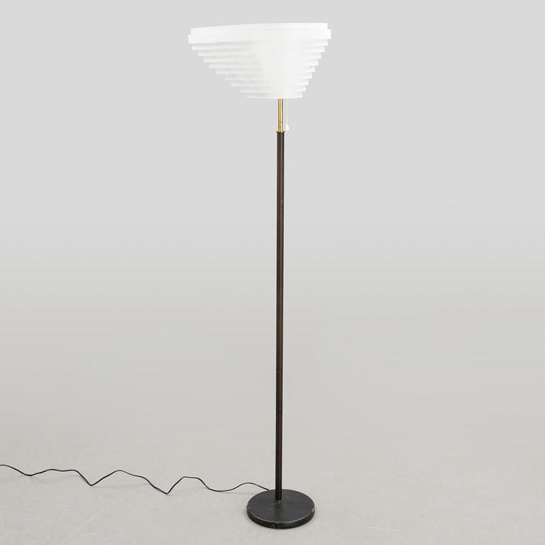 ALVAR AALTO, GOLVLAMPA, A 805 "Änglavinge". Valaistustyö.