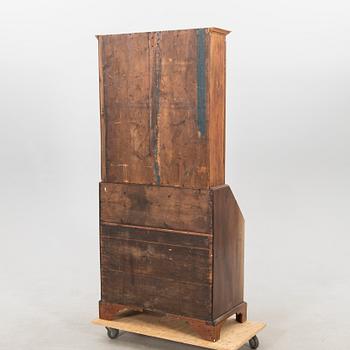 Writing cabinet, England, first half of the 19th century.