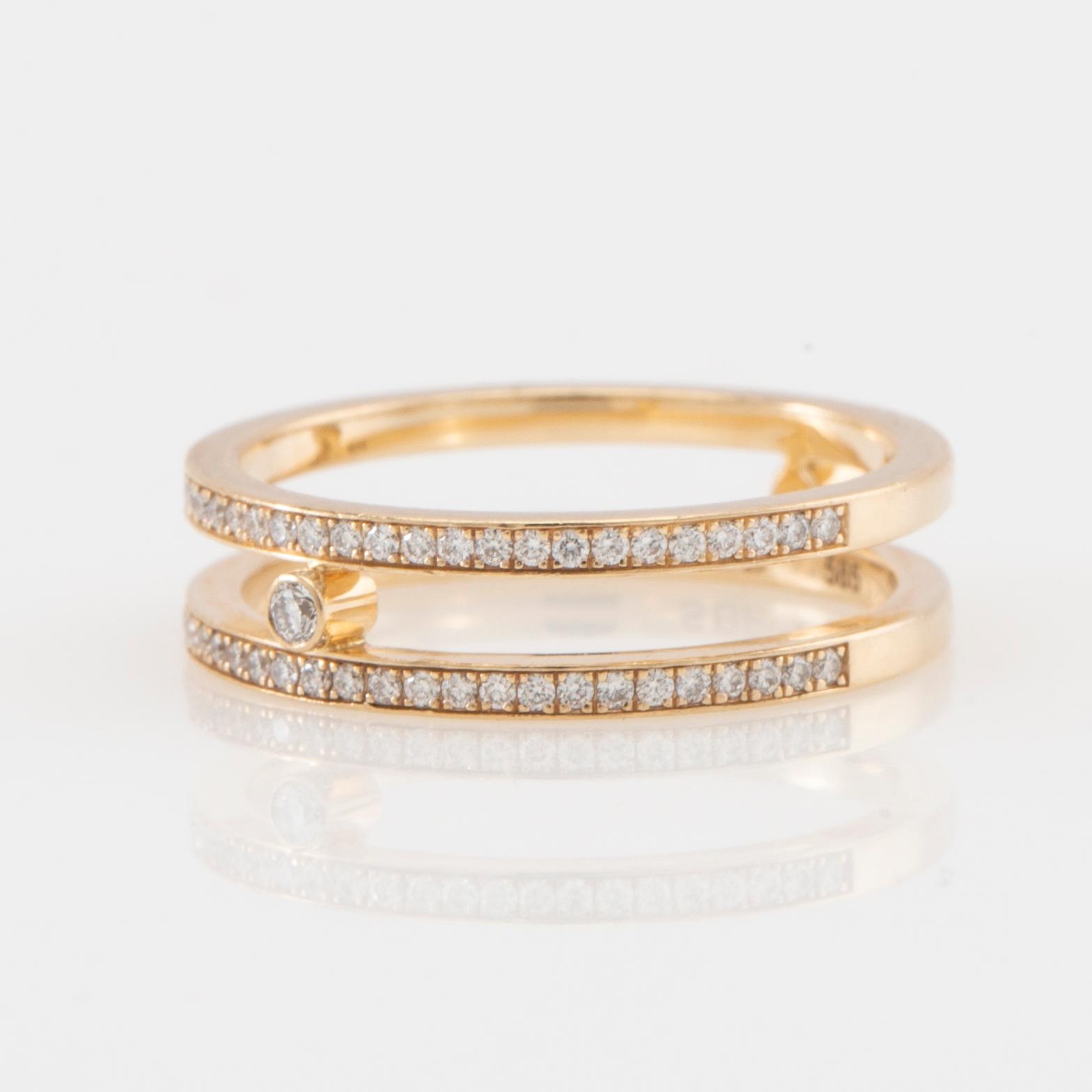Sophie Bille Brahe, Ring 14K gold "Mars" set with round brilliant-cut diamonds.