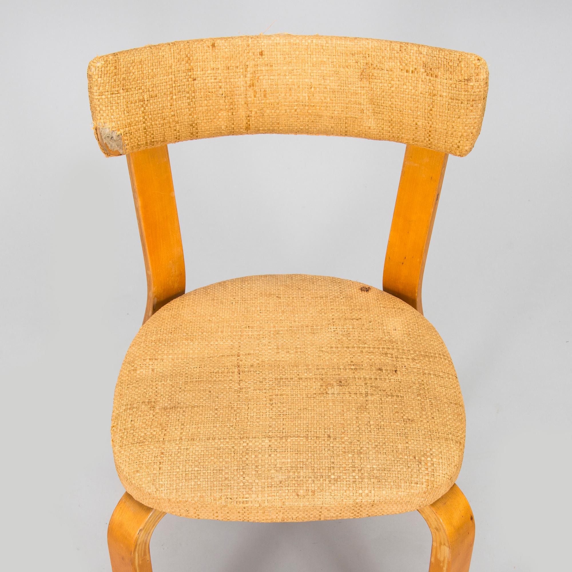 Alvar Aalto, mid-20th century '810' cabinet and a 
'69'chair Oy Huonekalu- ja Rakennustyötehdas Ab.