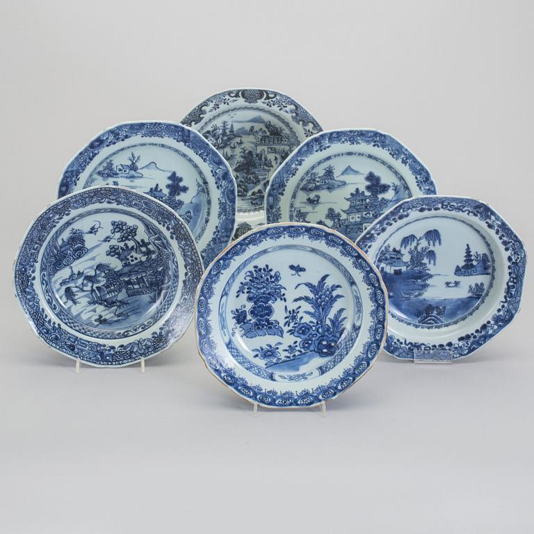 TALLRIKAR, 6 st, porslin, Qingdynastin, Qianlong (1736-95).