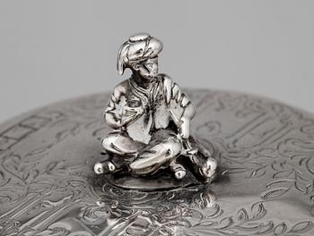 KAFFEKANNA, silver, Garrards, Panton Street, England, London, 1831. Vikt ca 810 g.