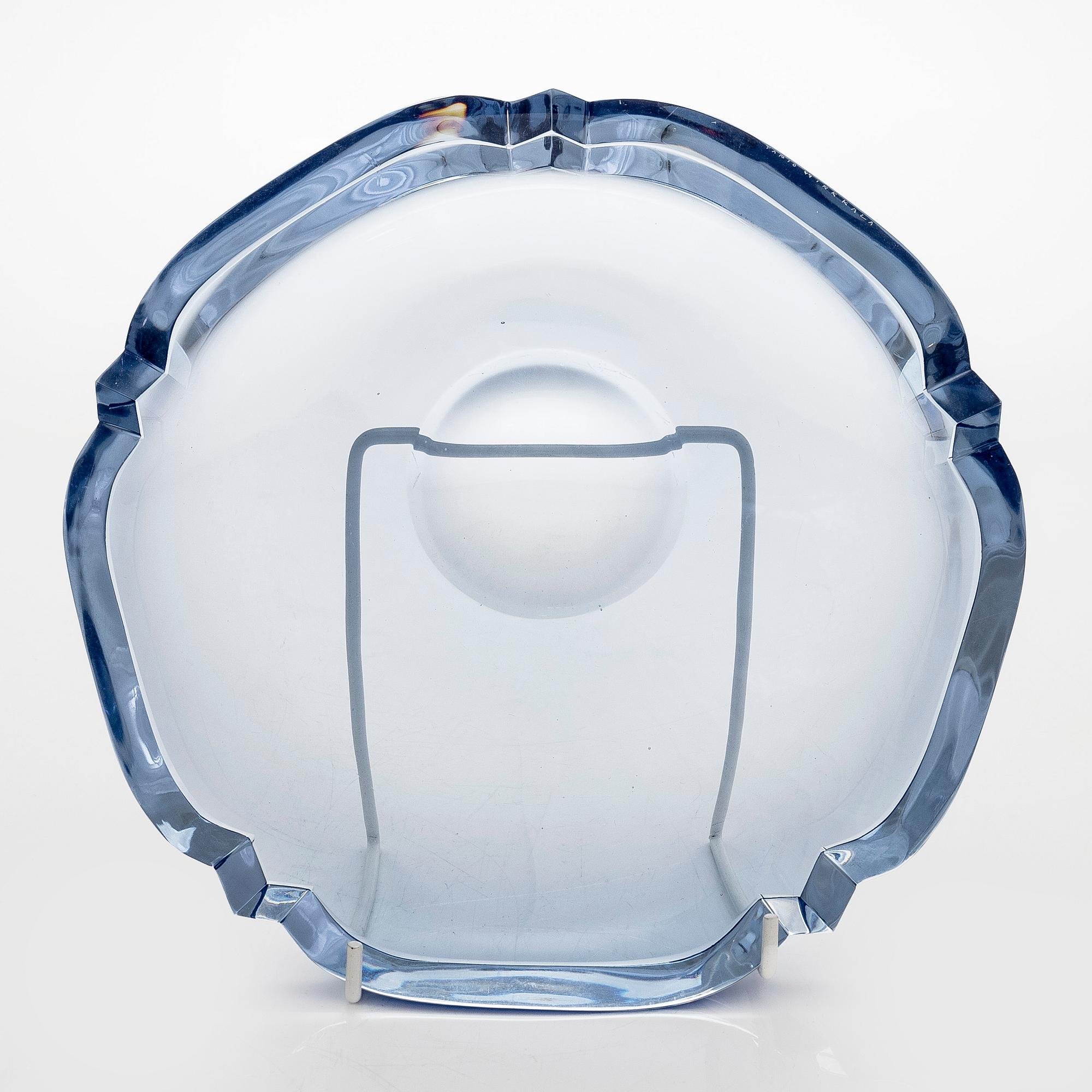 Tapio Wirkkala, a 'cockade' artglass signed Tapio Wirkkala.