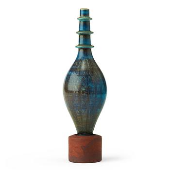 A Wilhelm Kåge 'Farsta Spirea' stoneware vase, Gustavsberg studio, Sweden 1956.