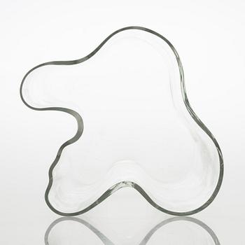 Alvar Aalto, a '3031' vase signed Alvar Aalto 50/1986.