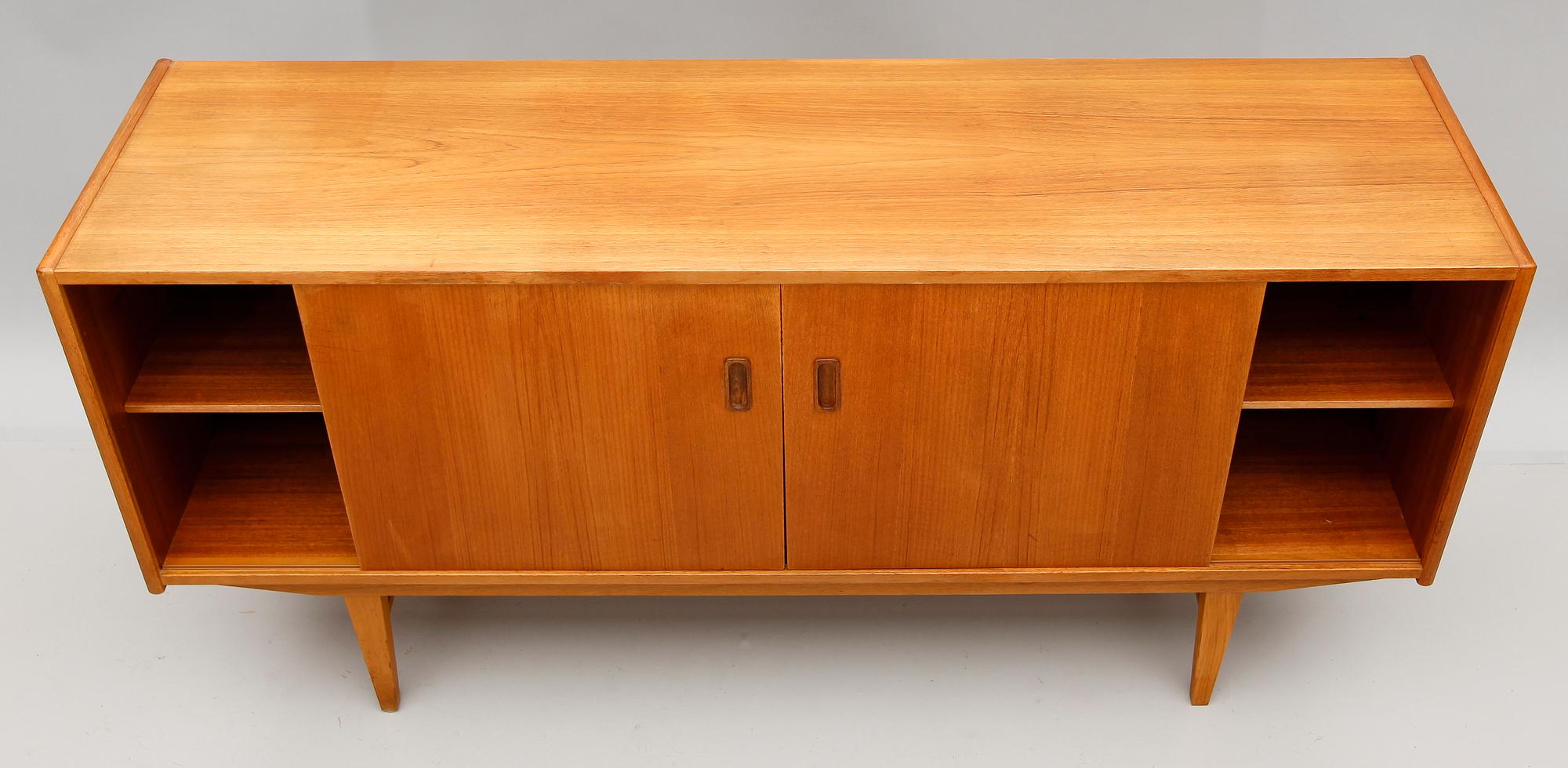 SIDEBOARD, 1900-talets andra hälft.