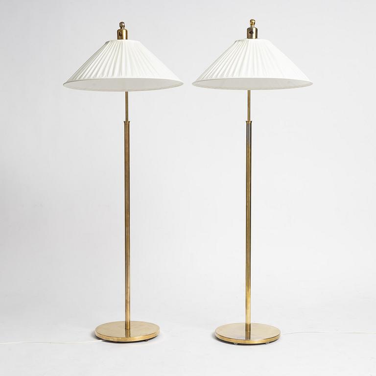 Harald Notini, a pair of floor lamps model "15230", Arvid Böhlmarks Lampfabrik, Stockholm, 1940s.