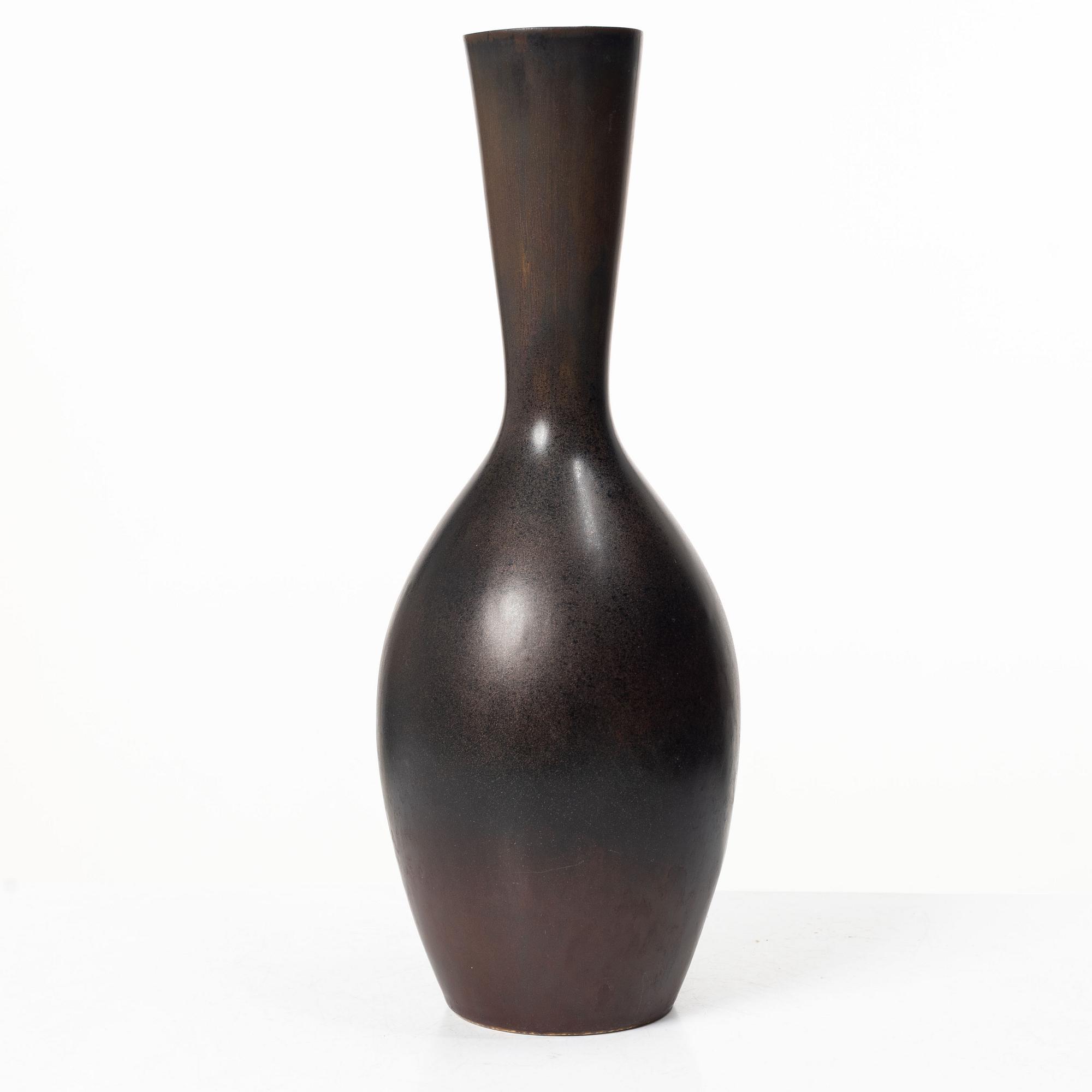 Carl-Harry Stålhane, A stoneware vase, Rörstrand.