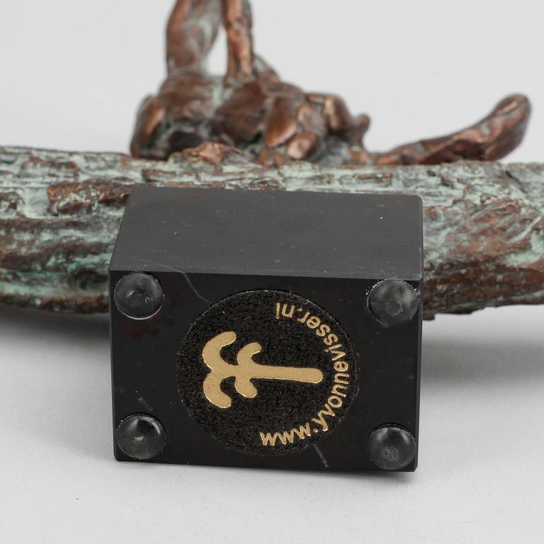 YVONNE VISSER, skulptur, brons, monogramsignerad och numrerad 1/8.