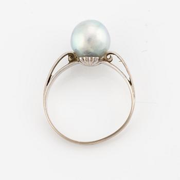 Ring, 18K vitguld med pärla.
