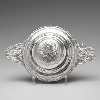 A French 18th century silver equelle and cover, mark of Jean-Guillaume Vealle, Paris 1754.