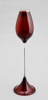 NILS LANDBERG, tulpanglas, Orrefors, signerad.