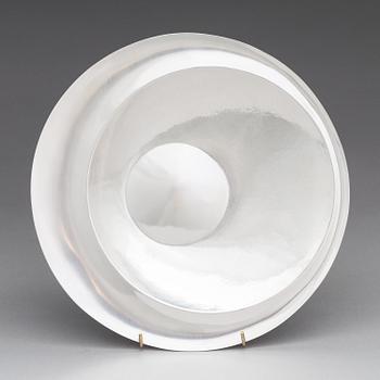 Tapio Wirkkala, A sterling silver dish, TW117, marked TW, Kultakeskus, Hämeenlinna 1969.