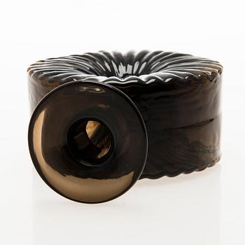 HELENA TYNELL, a 'Sun bottle' for Riihimäen Lasi Oy. In production 1964-1974.