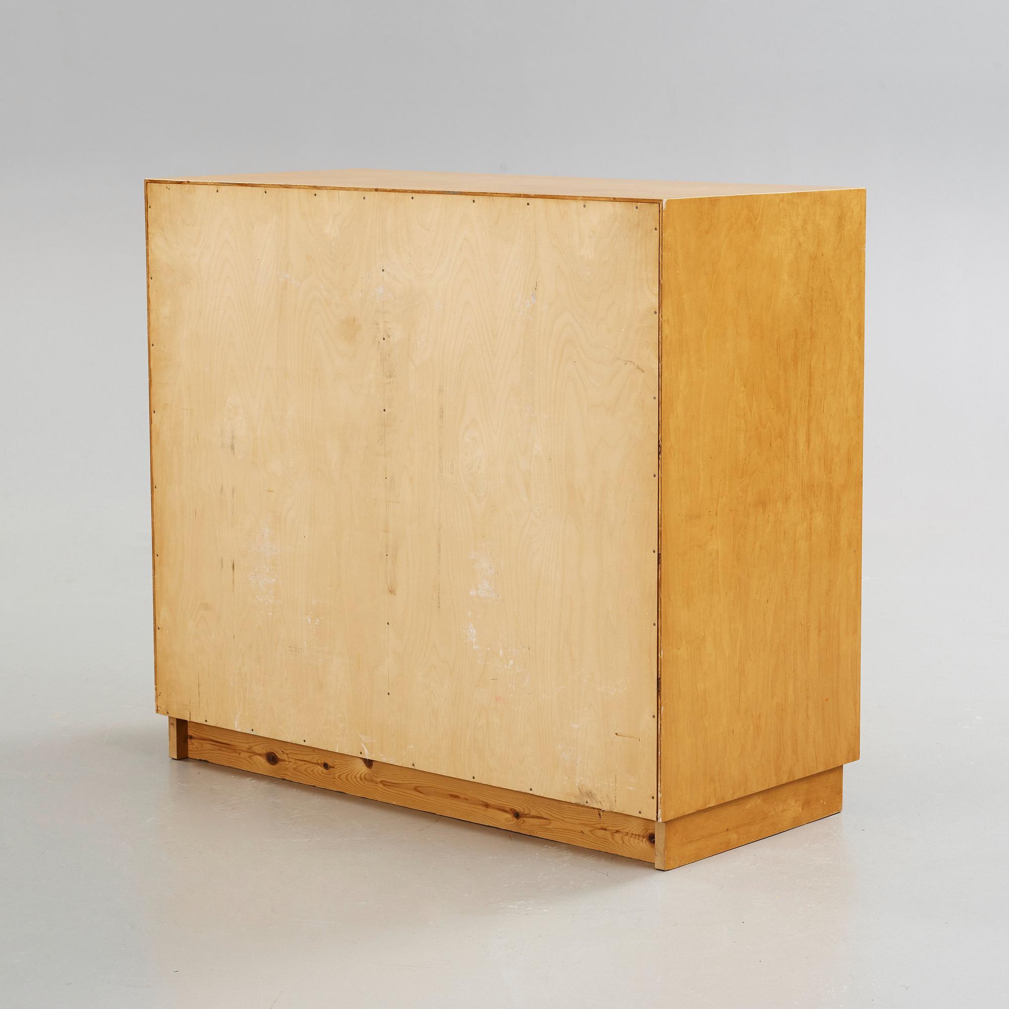 Alvar Aalto, a birch chest of drawers, made on license by Aalto Design Hedemora Sweden 1946-56, for Artek.