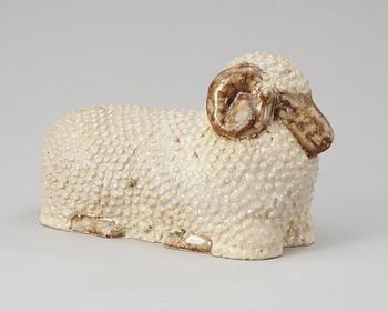 A Michael Schilkin stoneware sculpture of a sheep, Arabia, Finland.