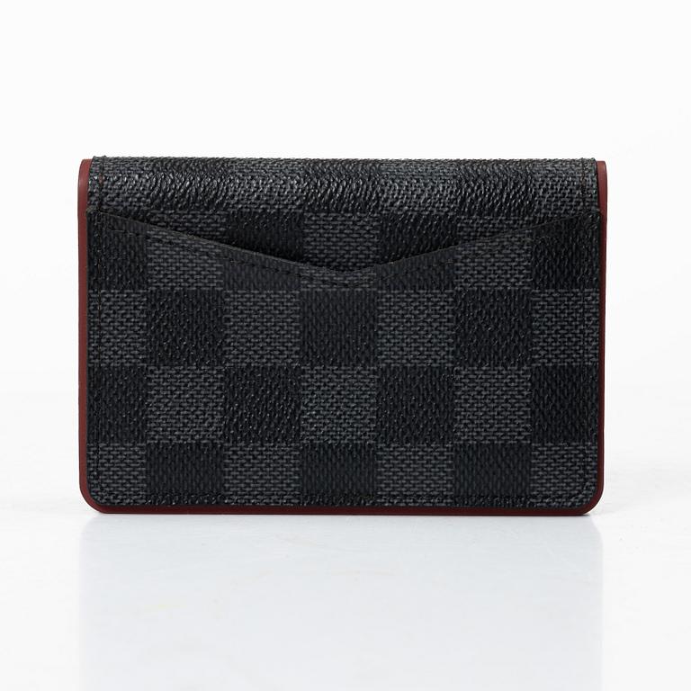 Louis Vuitton, wallet.