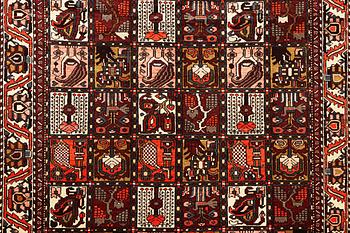 A Bakhtiari carpet, c. 307 x 210 cm.