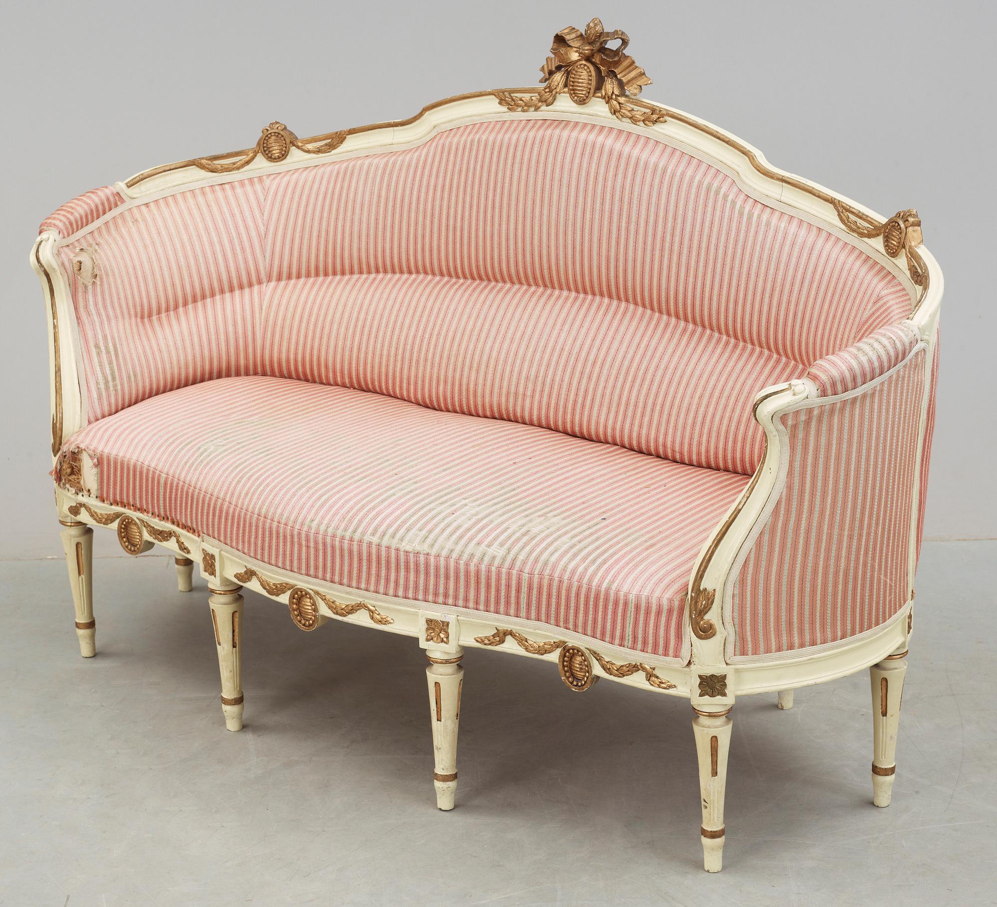 BADKARSSOFFA, gustaviansk stil, 1900-talets första hälft.