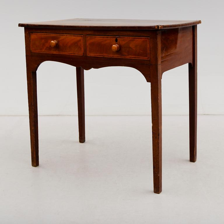 SKRIVBORD, England, 1800-talets andra hälft.