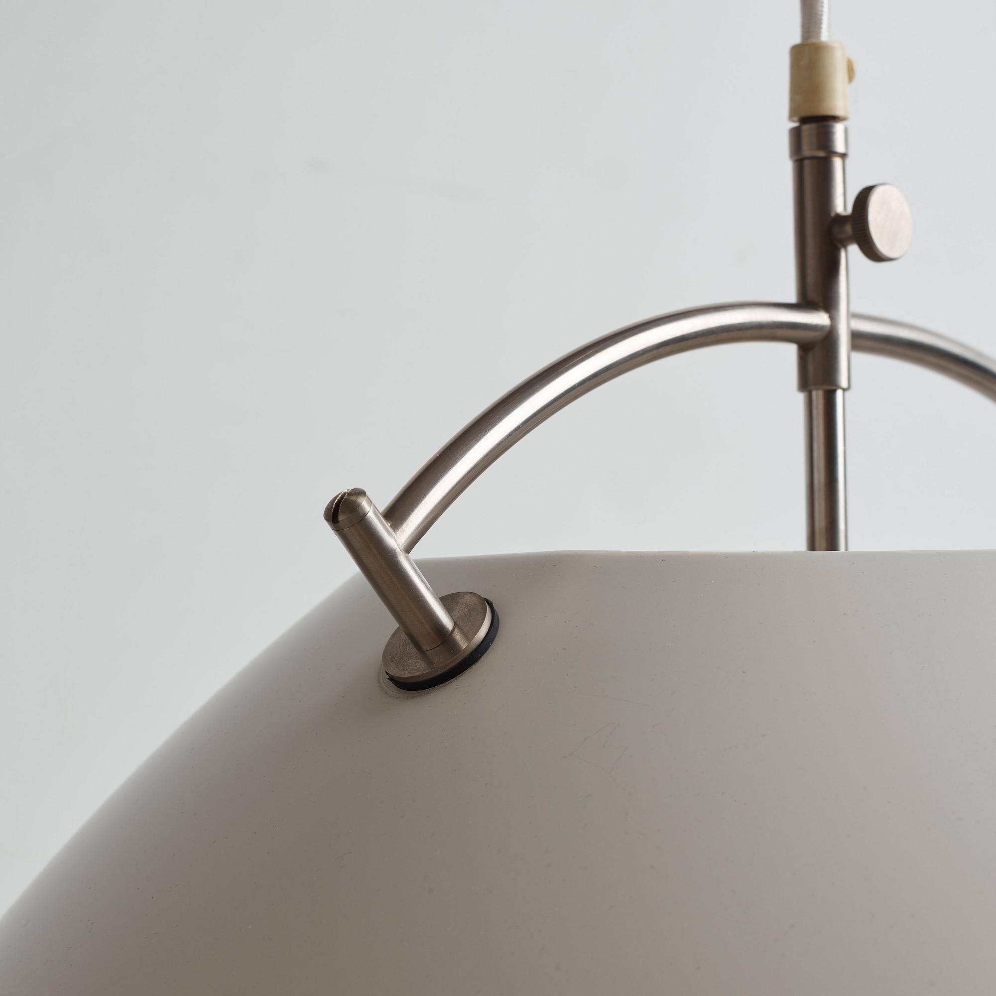 HANS J WEGNER, taklampa, Louis Poulsen, Danmark 1960-70-tal.