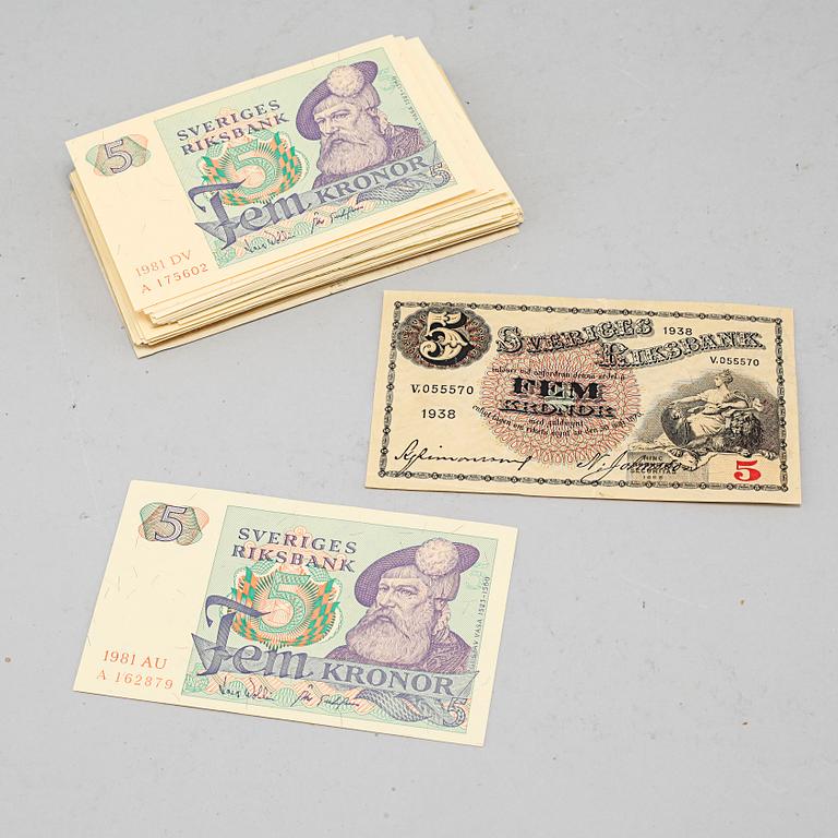64 5 kronor bills, 1938- 1981.