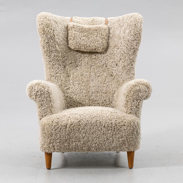 Armchair, Scandinavian Modern, 1940s.