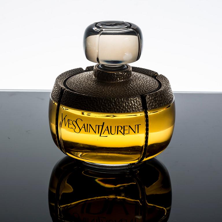 BUTIKSSKYLTNING, "Champagne", Yves Saint Laurent, 1990-tal.