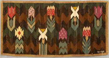 Märta Måås-Fjetterström, Bonad signerad AB MMF (Märta Måås Fjetterström), "Täppan", 35 x 68 cm.