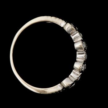 RING, 14k vitguld med briljantslipade diamanter tot ca0,55ct. 2000-tal. Vikt 3,7g.