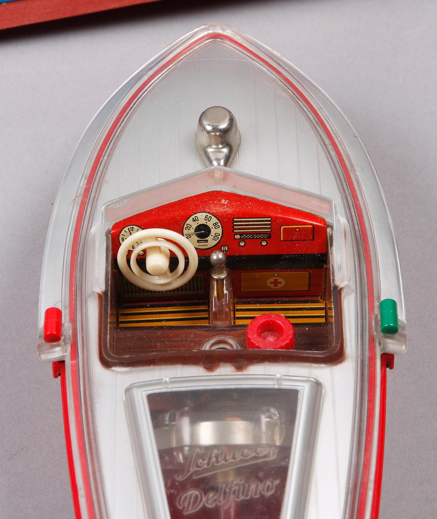 MEKANISK BÅT, Schuco Delfino 5411.