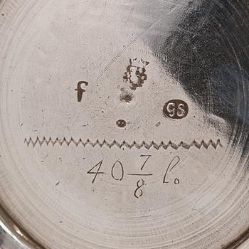 Gustaf Stafhell d ä, bägare, silver, Stockholm 1742.