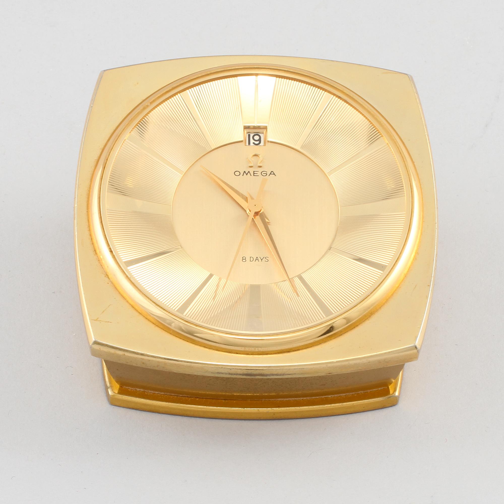 BORDSUR, Omega, "8 days", omkring 1900-talets mitt.