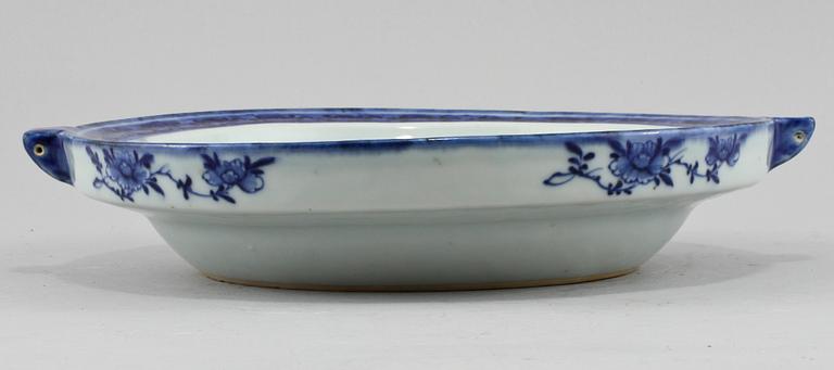 VÄRMEFAT, porslin, Kina, Jiaqingstil, 1900-tal.