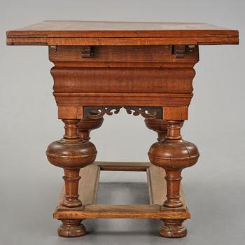 A Dutch baroque table, early 18th century.