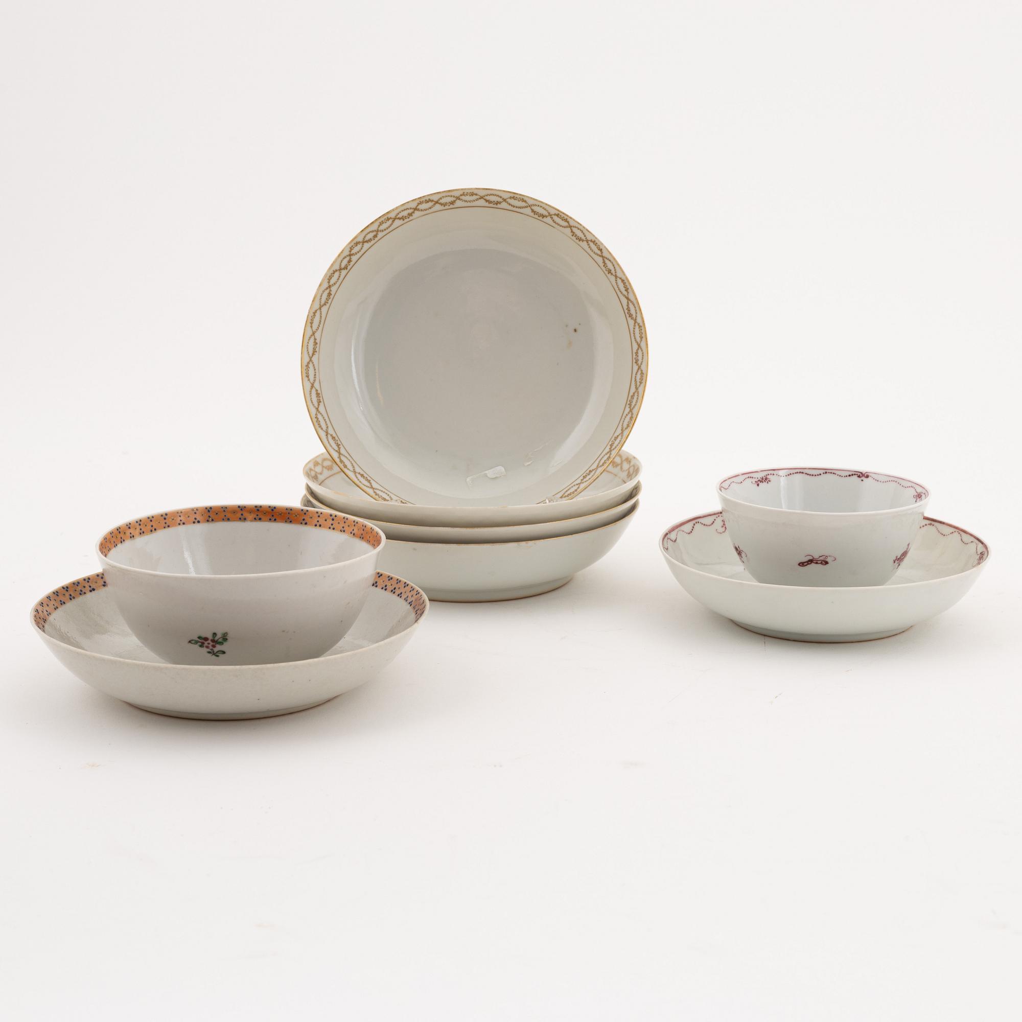 A set of two cups with saucers and four dishes, Qing dynasty, Qianlong (1736-95).