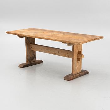 A provincial table, 19th/20th century.