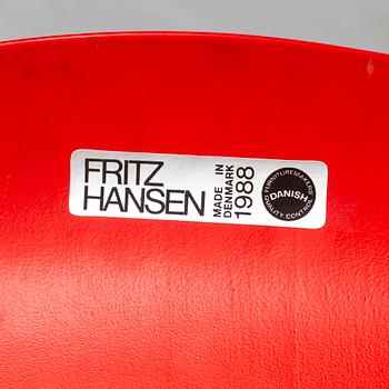 ARNE JACOBSEN, stolar, 7 st, "Sjuan", Fritz Hansen, 1988.