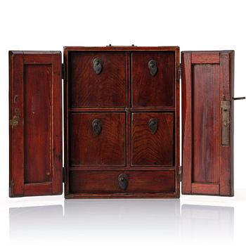 Schatull, hardwood. Kina, Qingdynastin/tidigt 1900-tal.