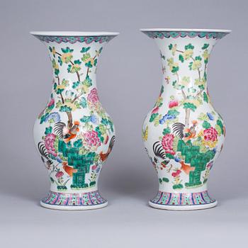 VASER, 2 st, Kina 1900-tal.