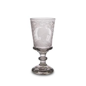 84. AN EARLY 19TH CENTURY RUSSIAN ENGRAVED GLASS GOBLET.