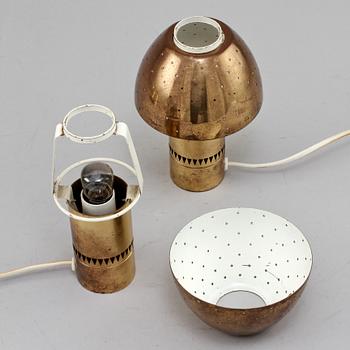 BORDSLAMPOR, ett par samt TAKLAMPOR, ett par, Hans-Agne Jakobsson, 1900-talets fjärde kvartal.