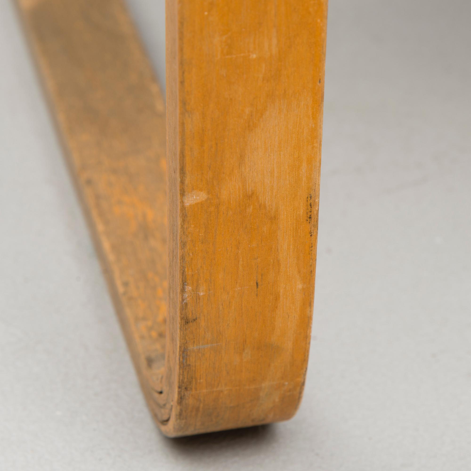 Alvar Aalto, A 1930s '75' table for O.Y. Huonekalu-ja Rakennustyötehdas A.B, Finland.