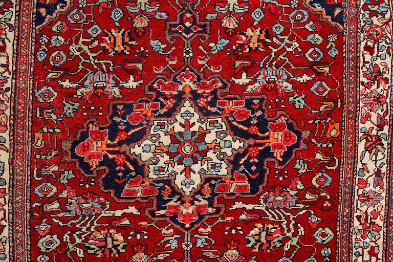 MATTA, orientalisk, old, 145x105 cm.