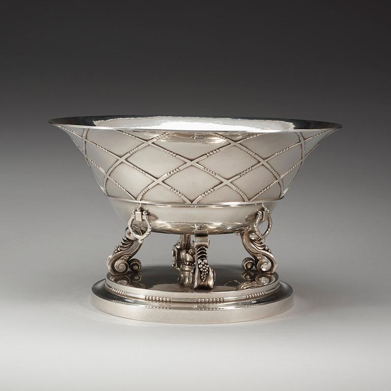 JOHAN ROHDE, praktskål, Georg Jensen, Köpenhamn 1918, 830/1000 silver, design nr 268,