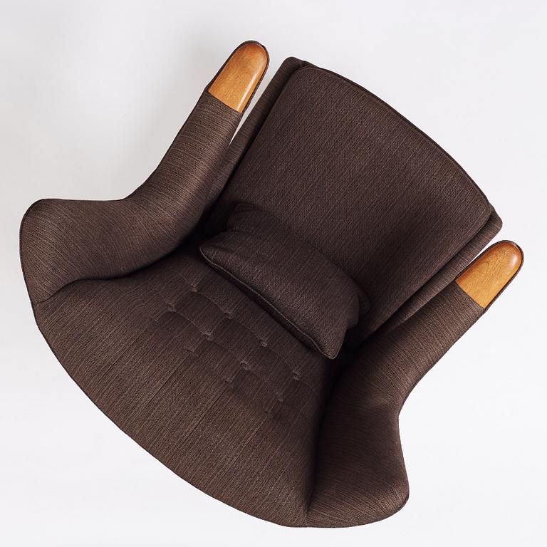 Hans J. Wegner, a 'Papa bear' easy chair, AP-stolen, Denmark, 1950s-1960s. Designed in 1952.