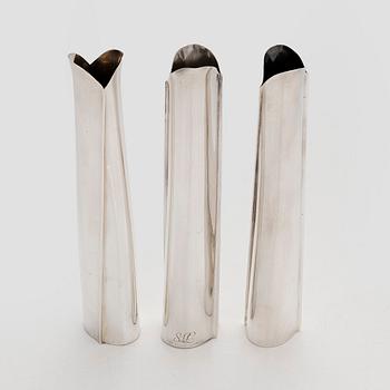 Tapio Wirkkala, Maljakoita, 3 kpl, TW 36, hopeaa, Kultakeskus, Hämeenlinna 1965, 1970 ja 1979.